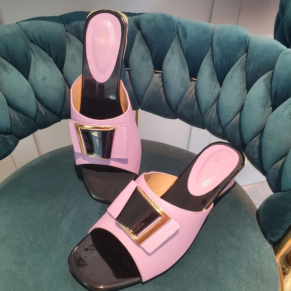 New Lavender and Black Women's Slide Sandals Sz 9.5